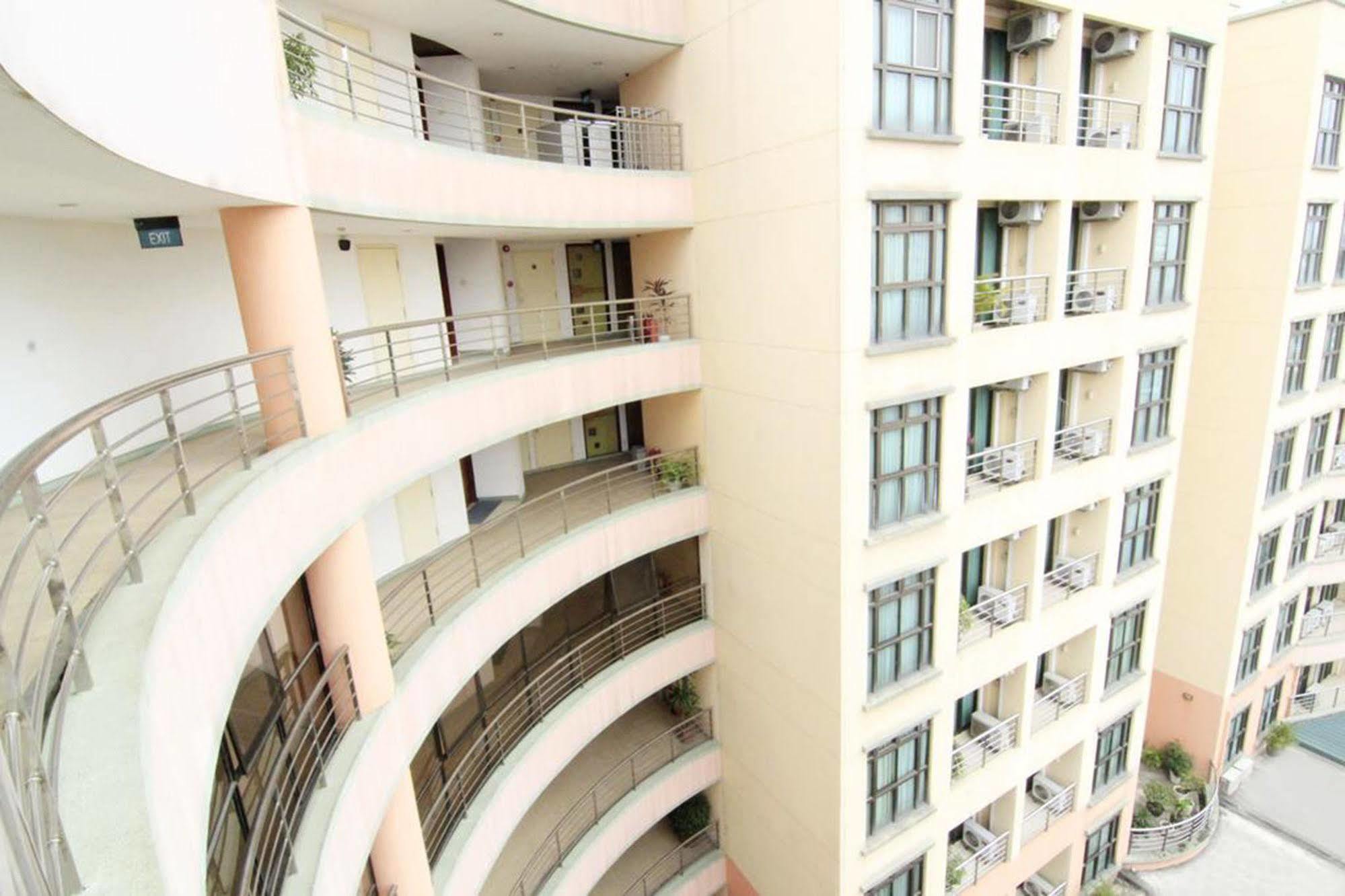 Pan Horizon Executive Residences Hanoi Exterior foto